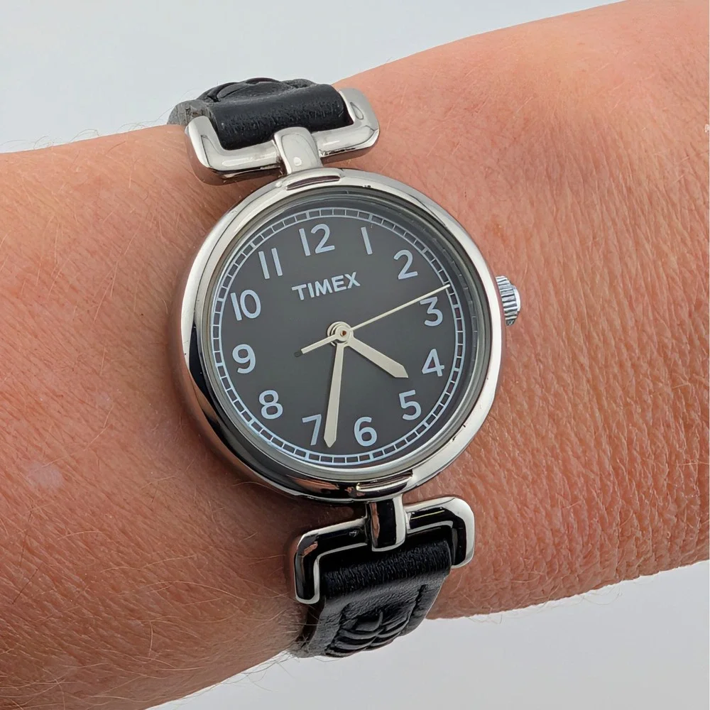 Timex Dark Brown Dial Leather Strap Watch Silver Tone‎ Quartz